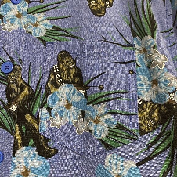 Star Wars Mens Blue Multi Chewbacca Hawaiian/Floral Print Button Down Shirt Sz-S - Picture 4 of 9